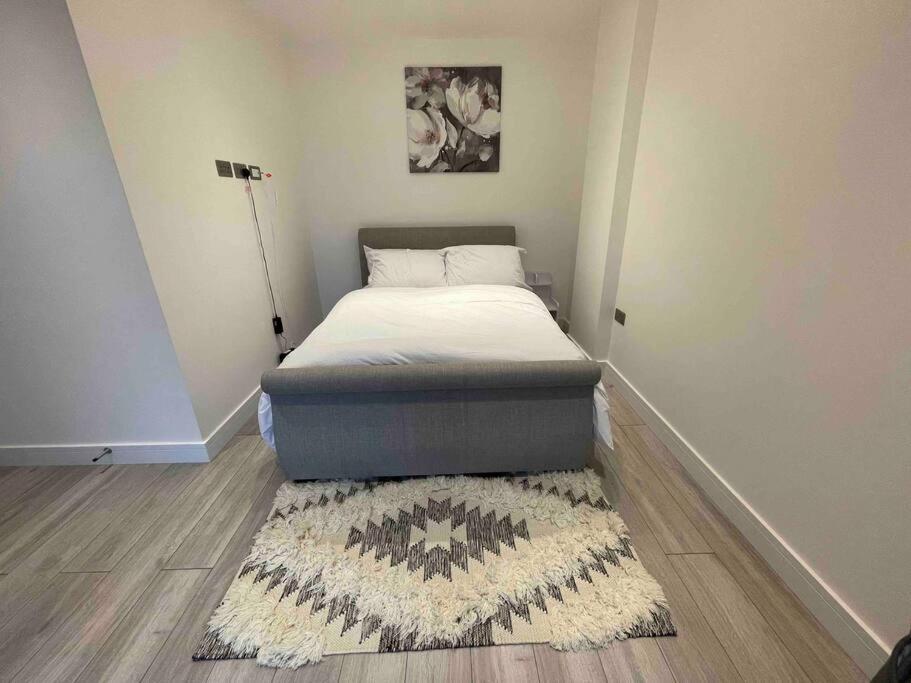Stylish And Cosy 2 Bedroom Flat In London Borough of Croydon Exterior foto